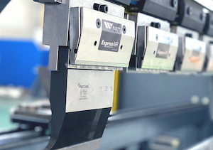 Wie wählt man eine CNC-Abkantpresse aus?